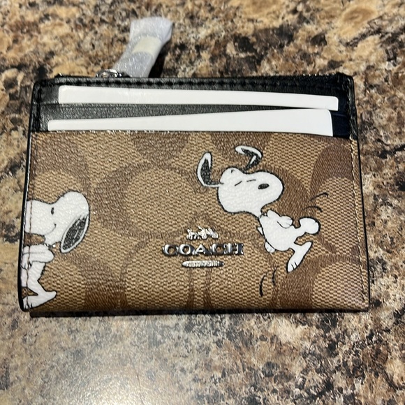 Coach X Peanuts Mini Skinny ID Case With Snoopy Print - Picture 5 of 7